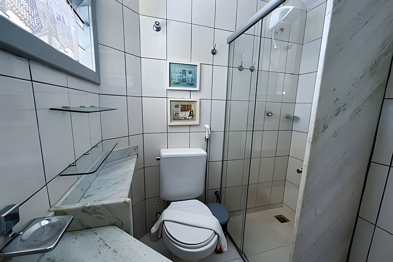 550m da PRAIA; 2 quartos; WiFi 300mbs; Piscina; Churrasqueir