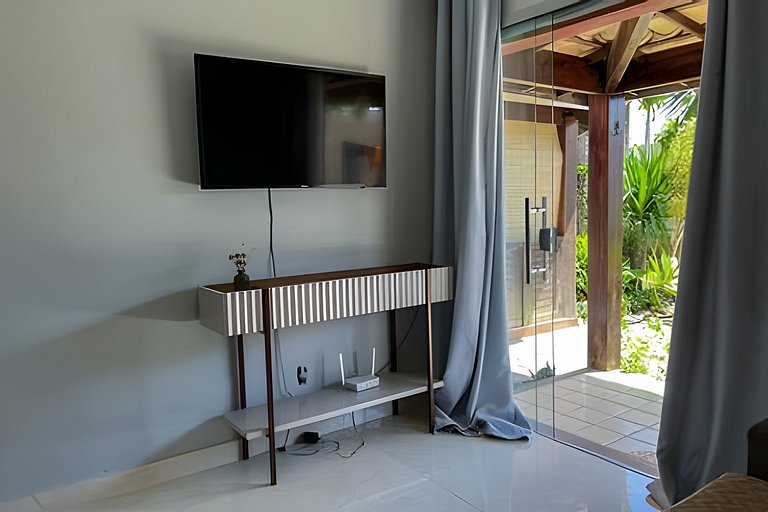 550m da PRAIA; 2 quartos; WiFi 300mbs; Piscina; Churrasqueir