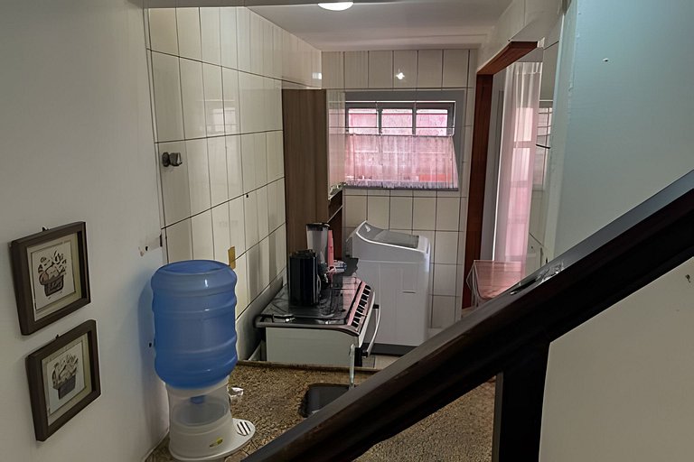 550m da PRAIA; 2 quartos; WiFi 300mbs; Piscina; Churrasqueir