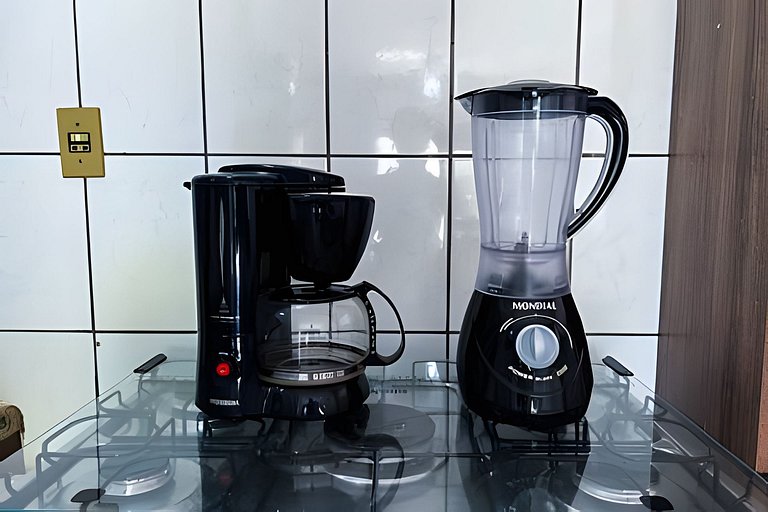 550m da PRAIA; 2 quartos; WiFi 300mbs; Piscina; Churrasqueir