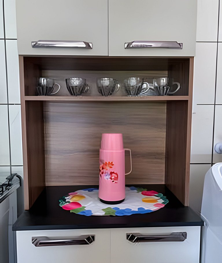 550m da PRAIA; 2 quartos; WiFi 300mbs; Piscina; Churrasqueir