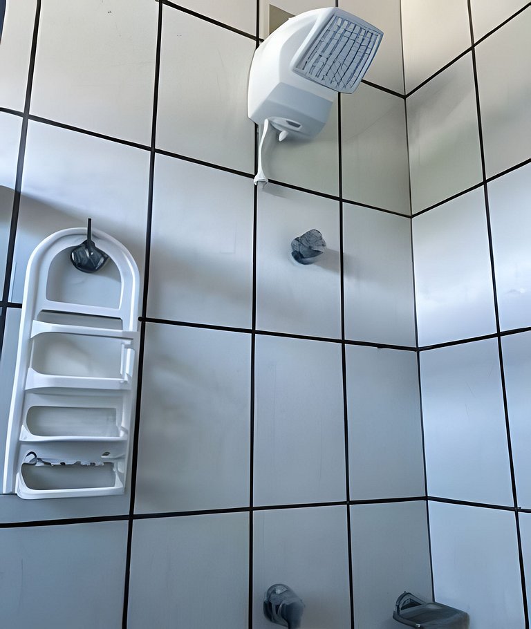 550m da PRAIA; 2 quartos; WiFi 300mbs; Piscina; Churrasqueir