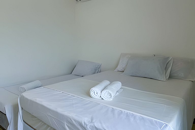 550m da PRAIA; 2 quartos; WiFi 300mbs; Piscina; Churrasqueir