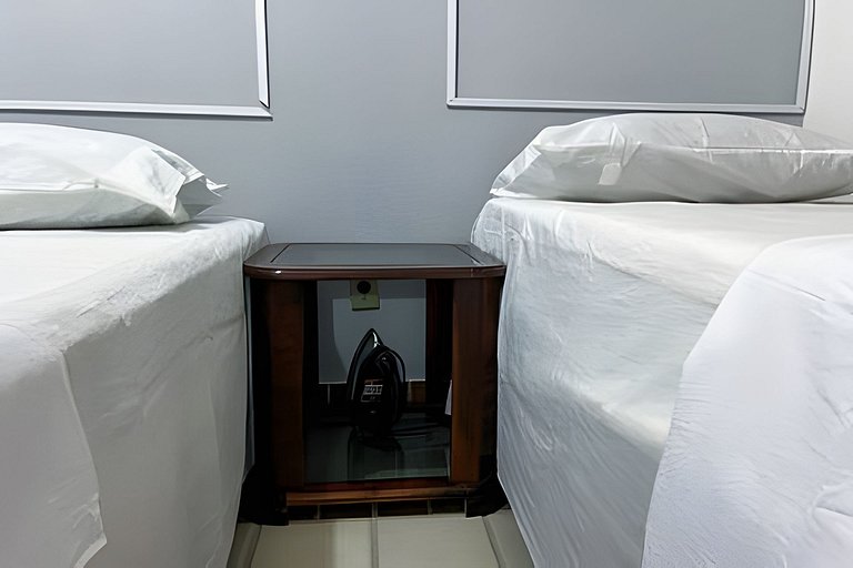 550m da PRAIA; 2 quartos; WiFi 300mbs; Piscina; Churrasqueir