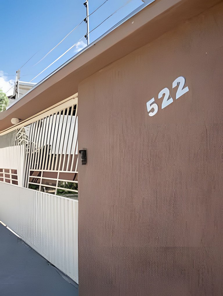 500m PRAIA Taperapuan; 2 quartos; Térreo; WiFi 300mbs; Churr