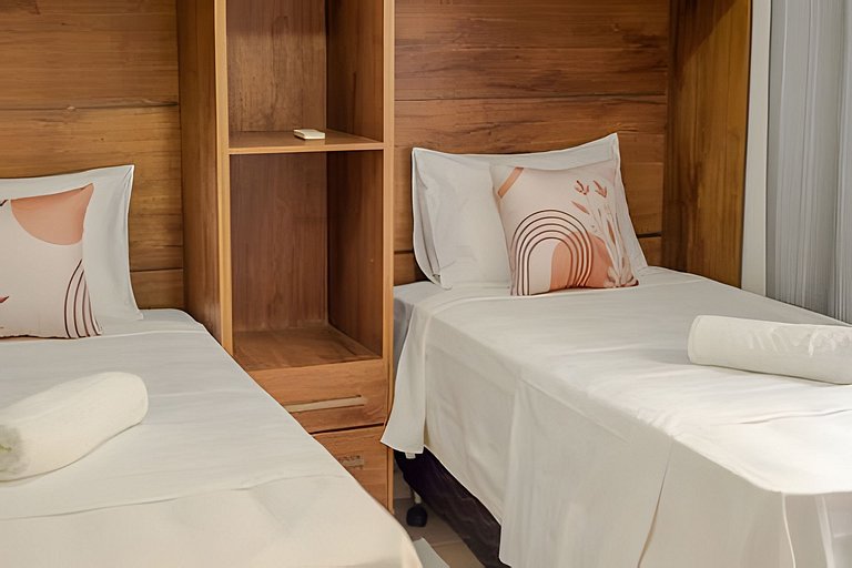 500m da PRAIA; 2 quartos; no 2º pavimento; WiFi 300mbs; Chur