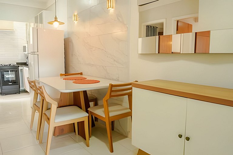 500m da PRAIA; 2 quartos; no 2º pavimento; WiFi 300mbs; Chur