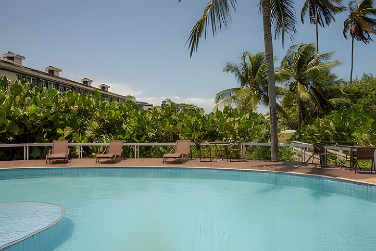 em frente à PRAIA de Taperapuan; piscina; 1 quarto; WiFi 300