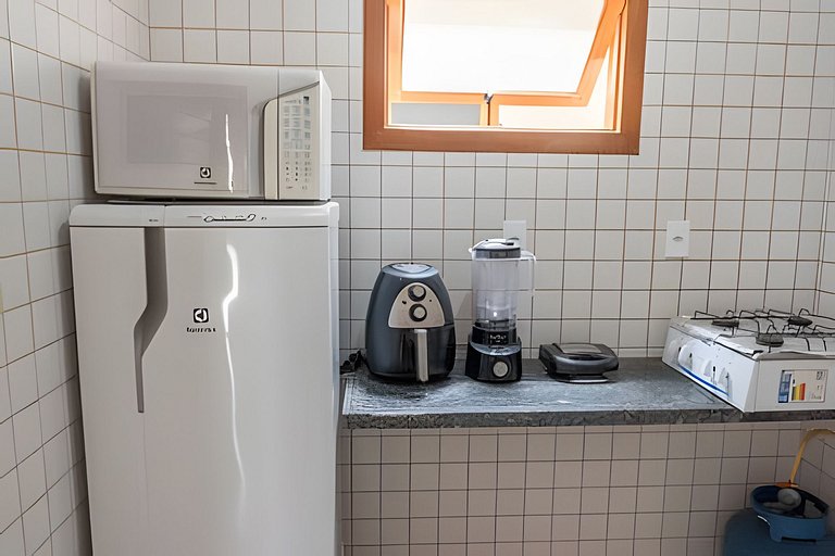 em frente à PRAIA de Taperapuan; piscina; 1 quarto; WiFi 300