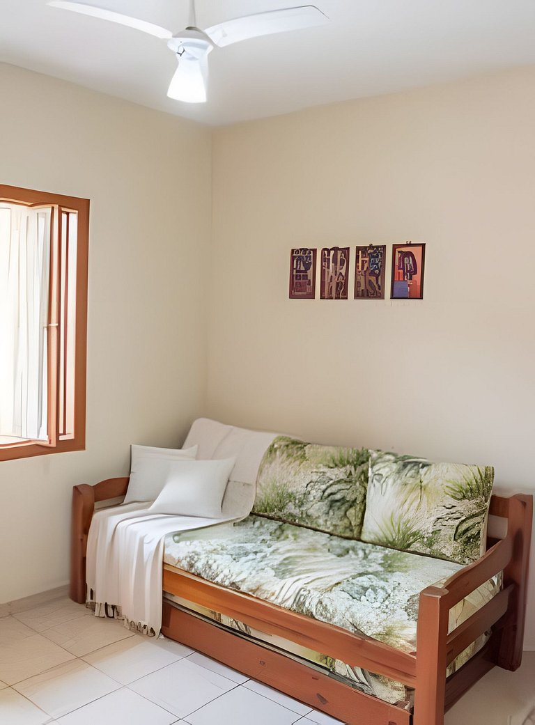 em frente à PRAIA de Taperapuan; piscina; 1 quarto; WiFi 300