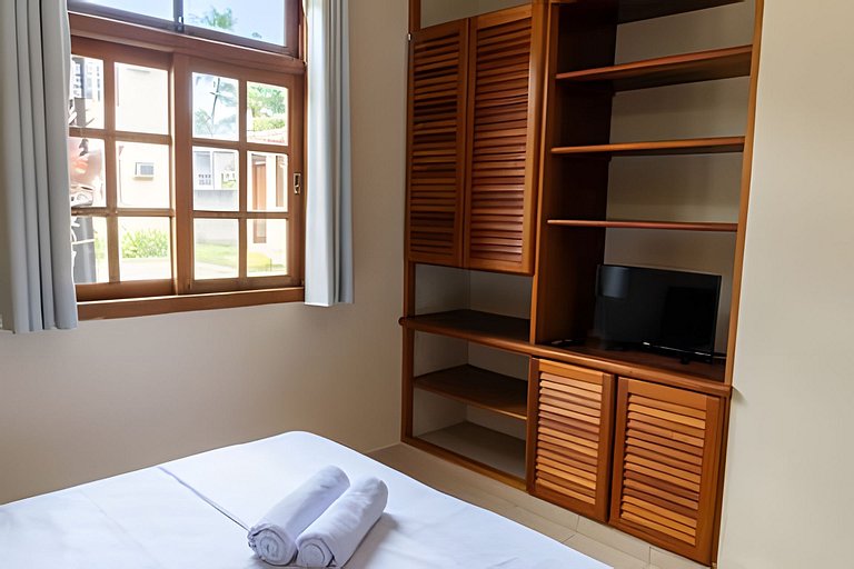 em frente à PRAIA de Taperapuan; piscina; 1 quarto; WiFi 300