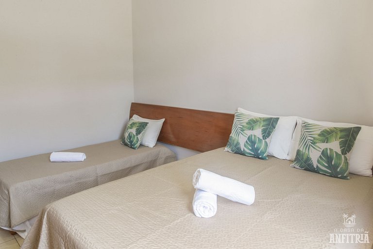 em frente à PRAIA de Taperapuan; piscina; 1 quarto; WiFi 300