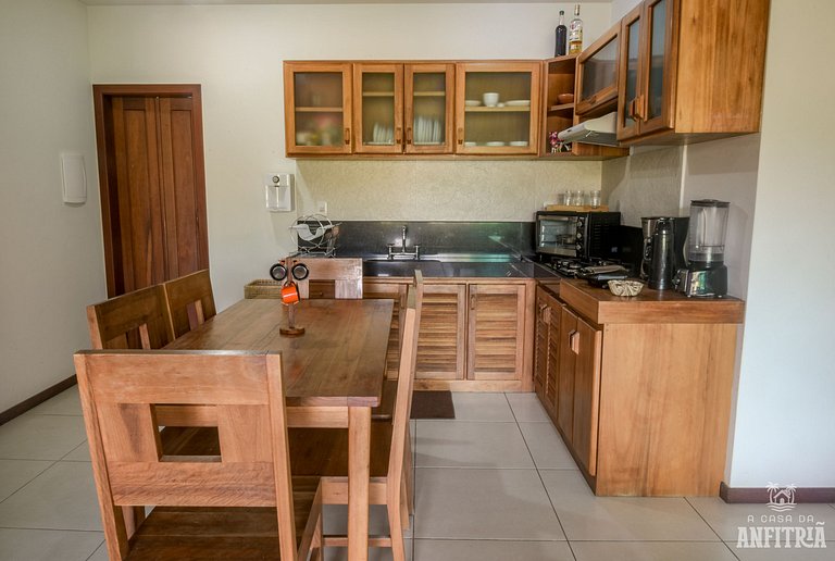 450m da PRAIA Taperapuan; 2 suítes; Piscina; WiFi 300 mbs; 2