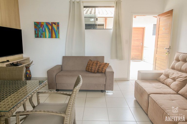 EM frente à PRAIA; 2 quartos; WiFi 300 mbs; até 6 pessoas; n