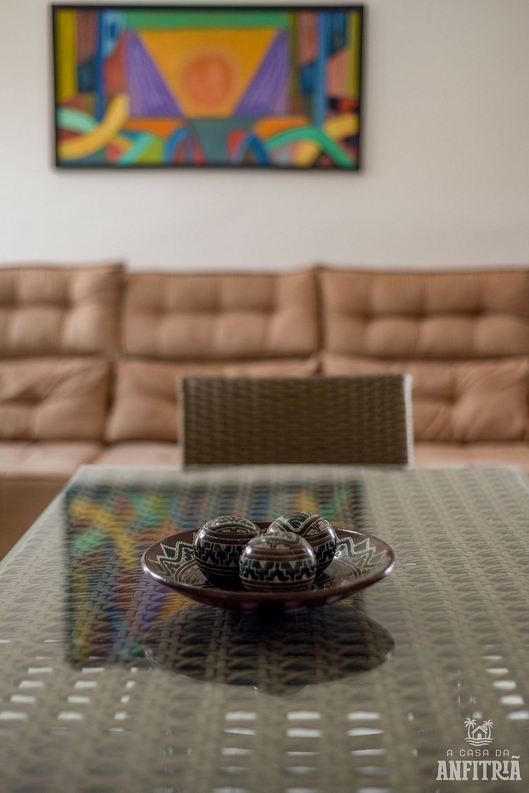 EM frente à PRAIA; 2 quartos; WiFi 300 mbs; até 6 pessoas; n