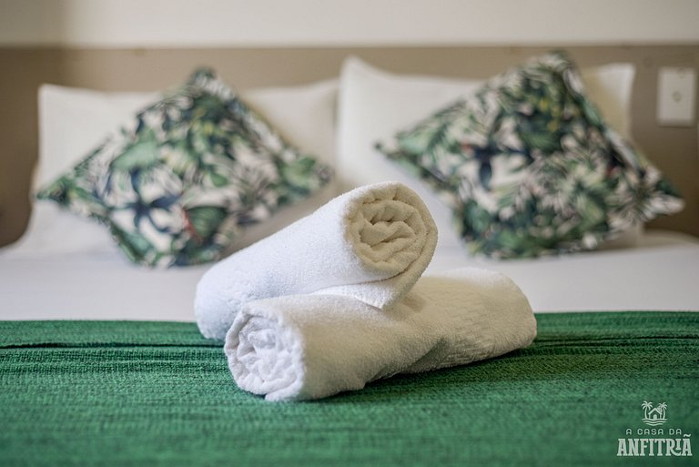 EM frente à PRAIA; 2 quartos; WiFi 300 mbs; até 6 pessoas; n