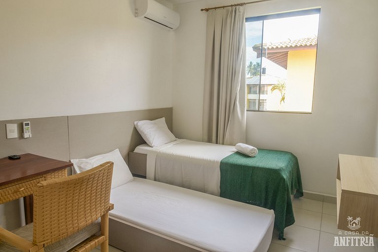 EM frente à PRAIA; 2 quartos; WiFi 300 mbs; até 6 pessoas; n