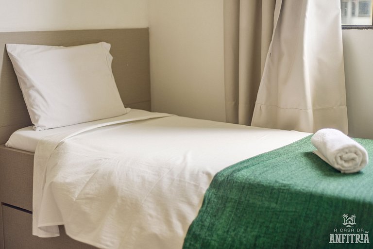 EM frente à PRAIA; 2 quartos; WiFi 300 mbs; até 6 pessoas; n