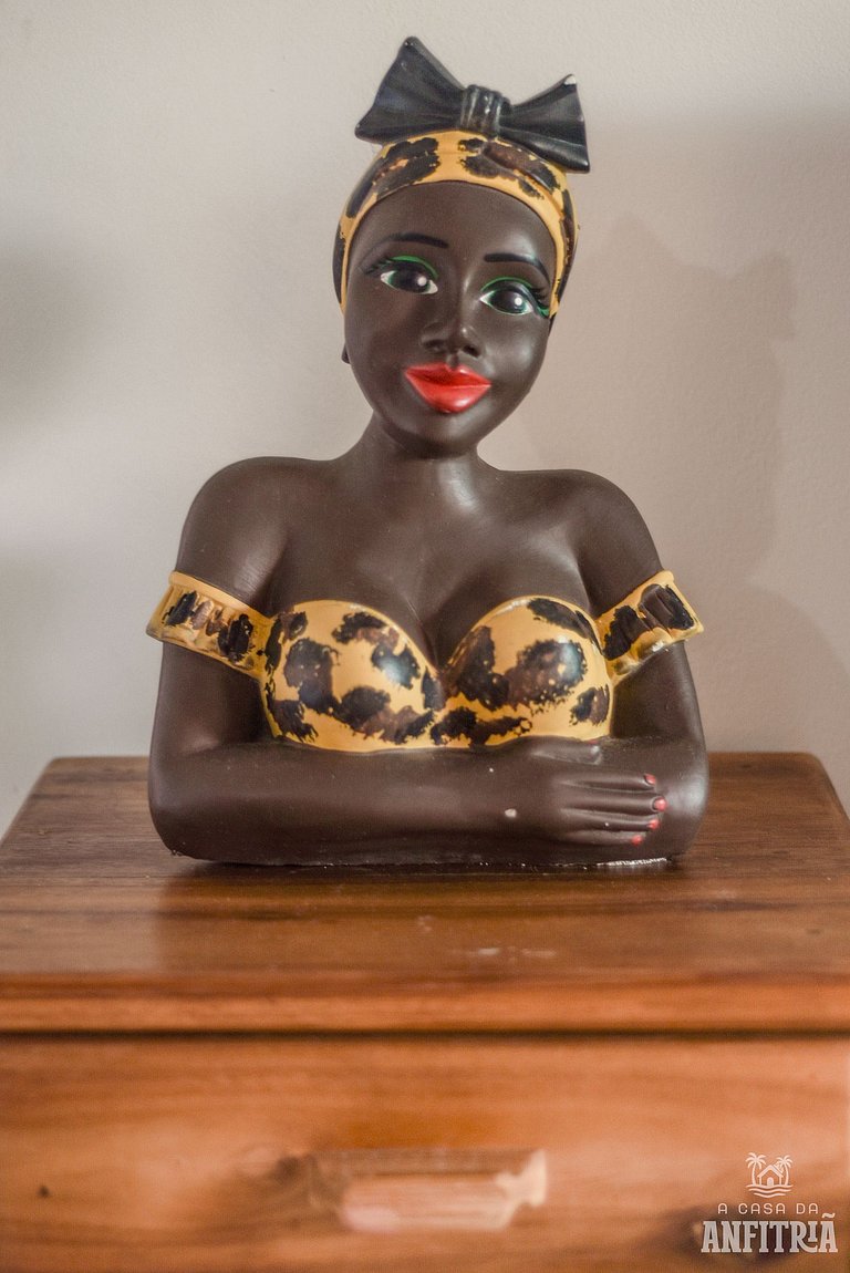 450m da PRAIA Taperapuan; 2 suítes; Piscina; WiFi 300 mbs; 2